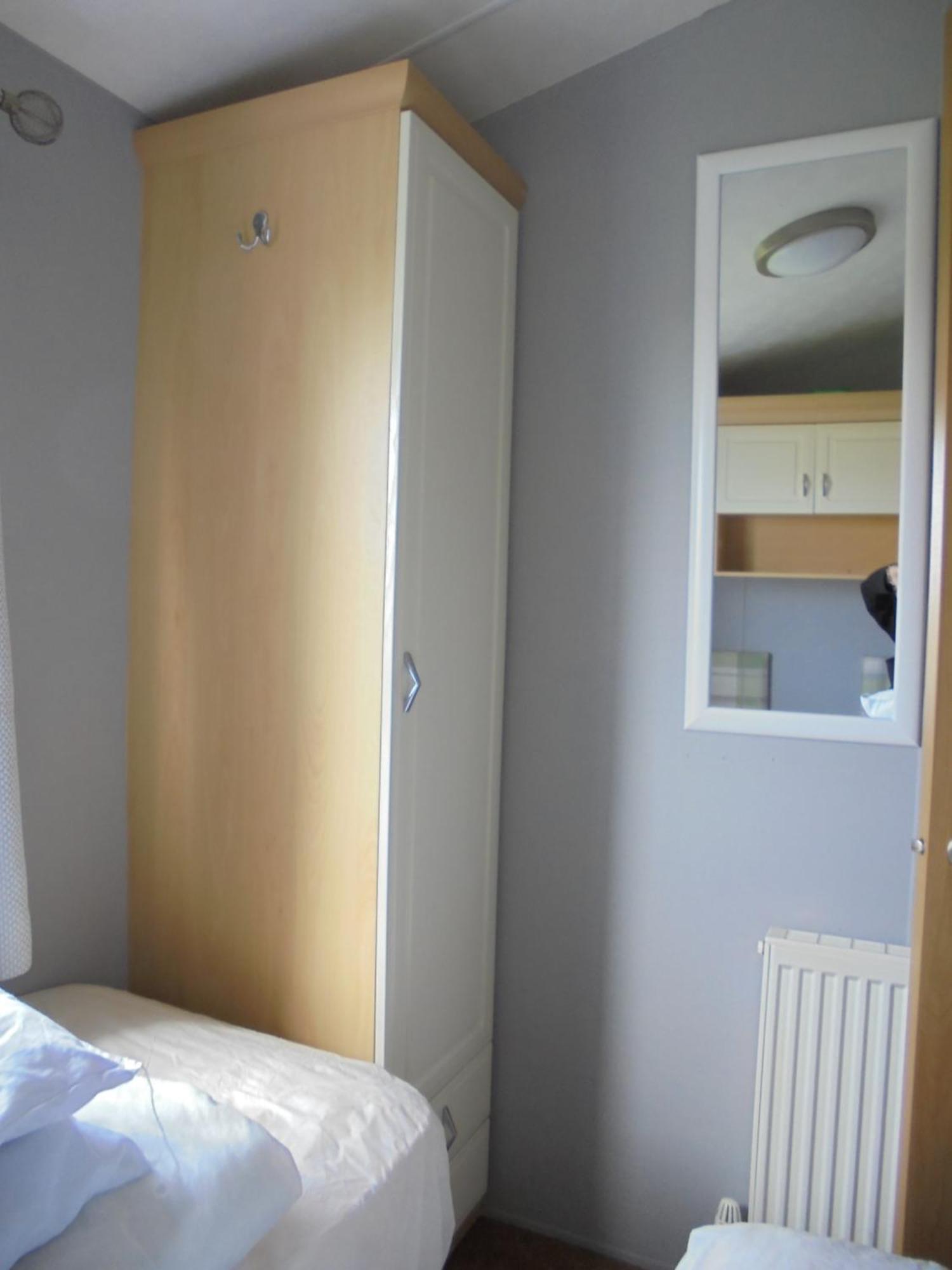 8 Berth On The Chase Hotel Ingoldmells Bagian luar foto